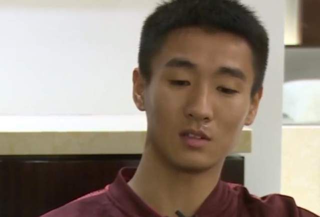 爱妻在外面
